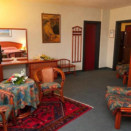 Hotel Villa Isabela SantʼAngelo Dış mekan fotoğraf